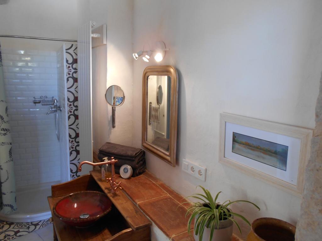 Bastida De Beata Bed and Breakfast Noailles  Buitenkant foto