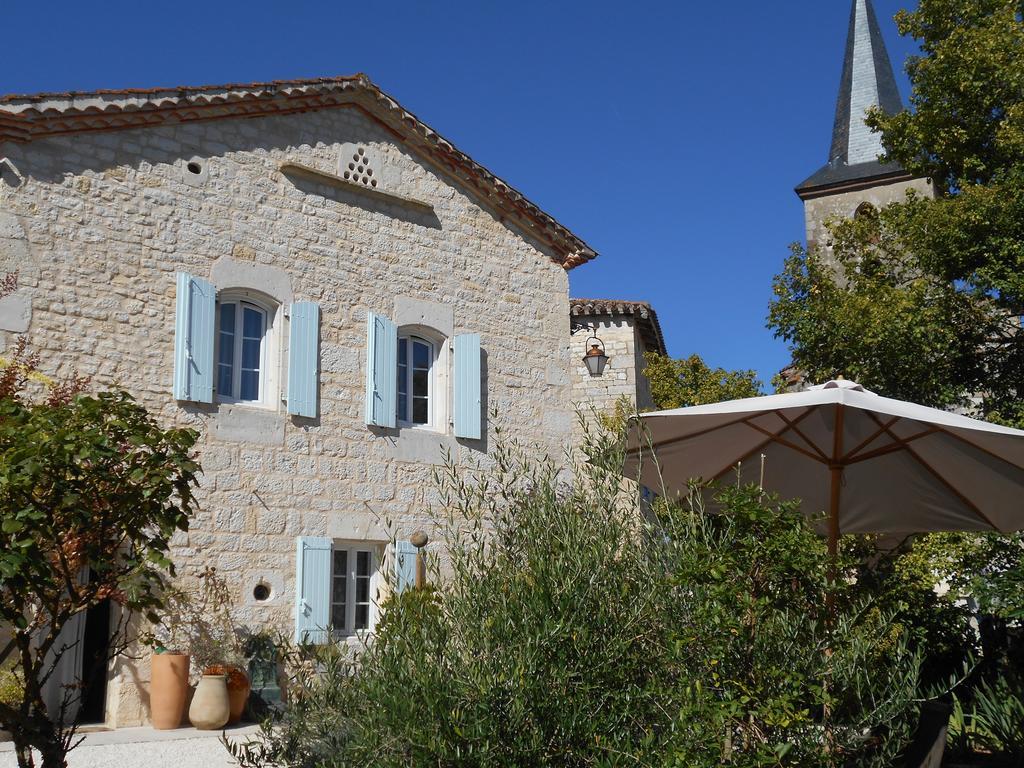 Bastida De Beata Bed and Breakfast Noailles  Buitenkant foto